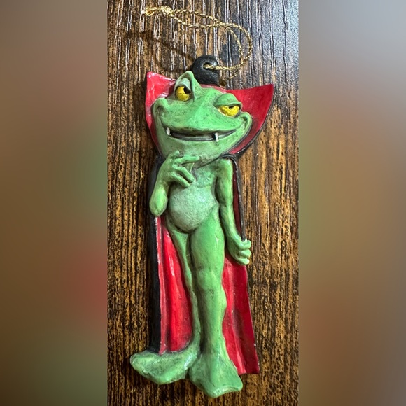 Set of 4 Ceramic Painted Frog Tree Ornaments - Picture 5 of 6